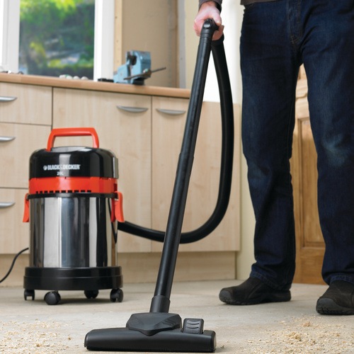 Black and Decker - ES 1400W wet  dry Vacuum Cleaner - WBV1450