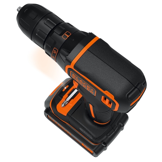 Taladro Atornillador 18V 30Nm, portabrocas 10mm, 0 - 650 rpm, 2 bat 1,5Ah Litio, cargador y maletín