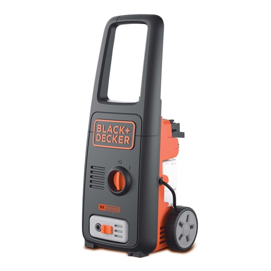 BLACK+DECKER BXPW1400E pressure washer, black and orange, front angle, photography on white background.