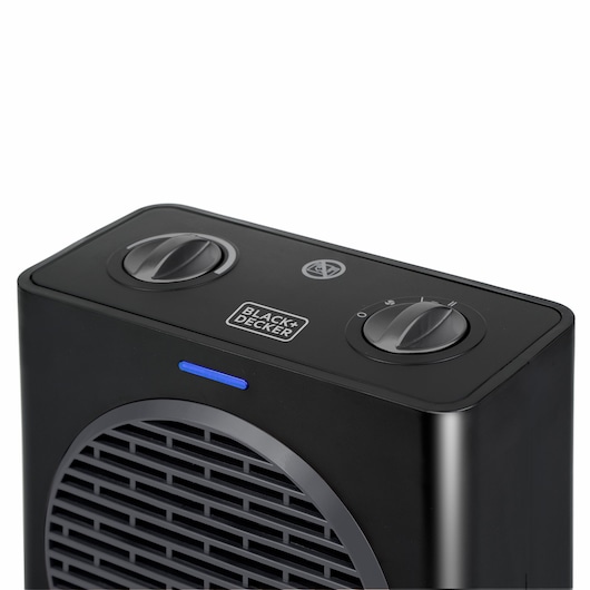 BLACK+DECKER BXSH1500E black portable heater top view with control knobs and logo, white background.